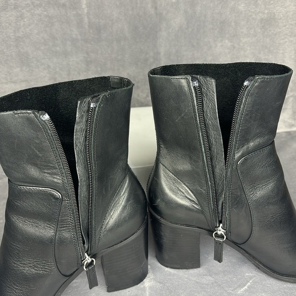 🔥🔥🔥Steve Madden Genuine Leather Heeled Boots Size: 6🔥🔥🔥 - Picture 8 of 10